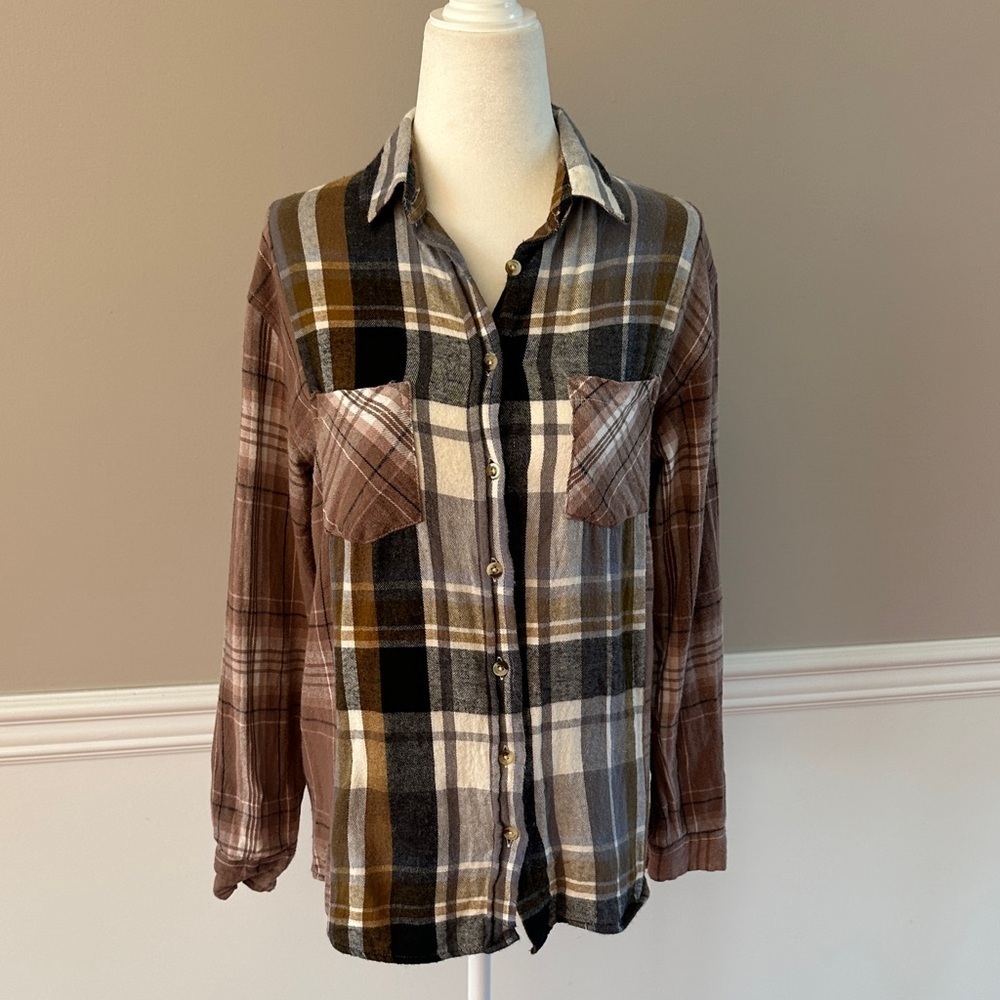 RSQ Plaid Button-Up Shirt size XS
